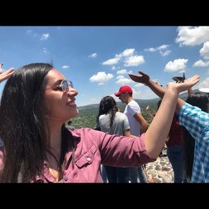 Meet your Posher, Maria